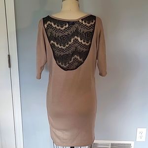 Tan Knit Tunic Dress, Beautiful lace back, Size Medium, Excellent Like New Cond